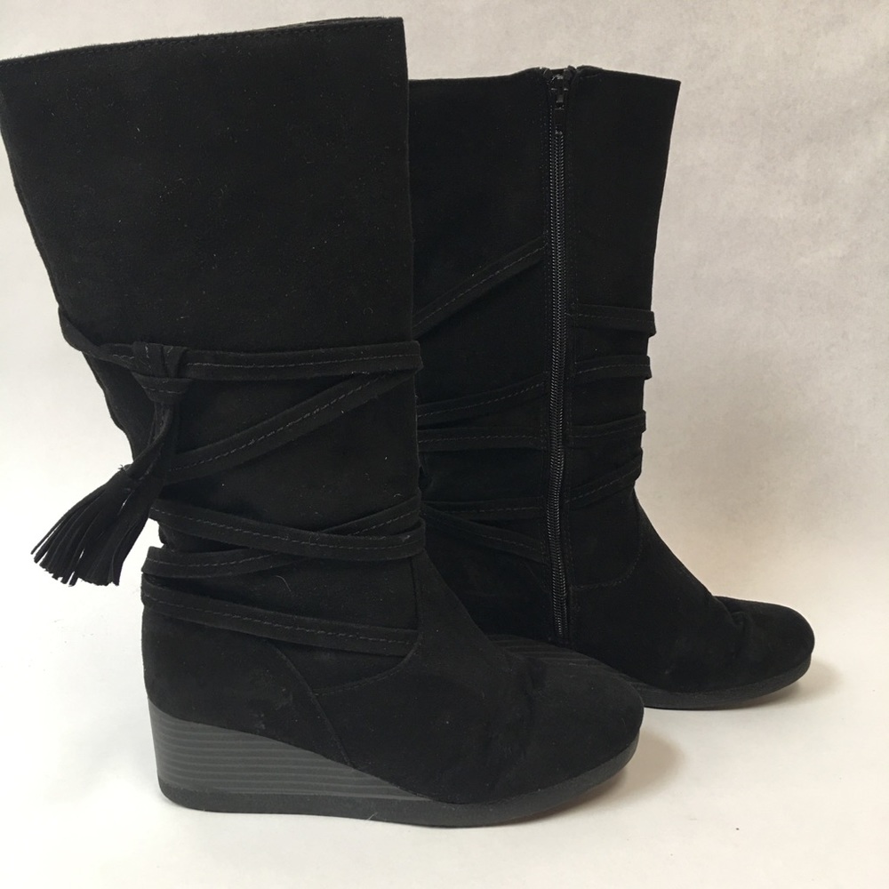 RAMPAGE GIRLS black suede boots size 4.5 M